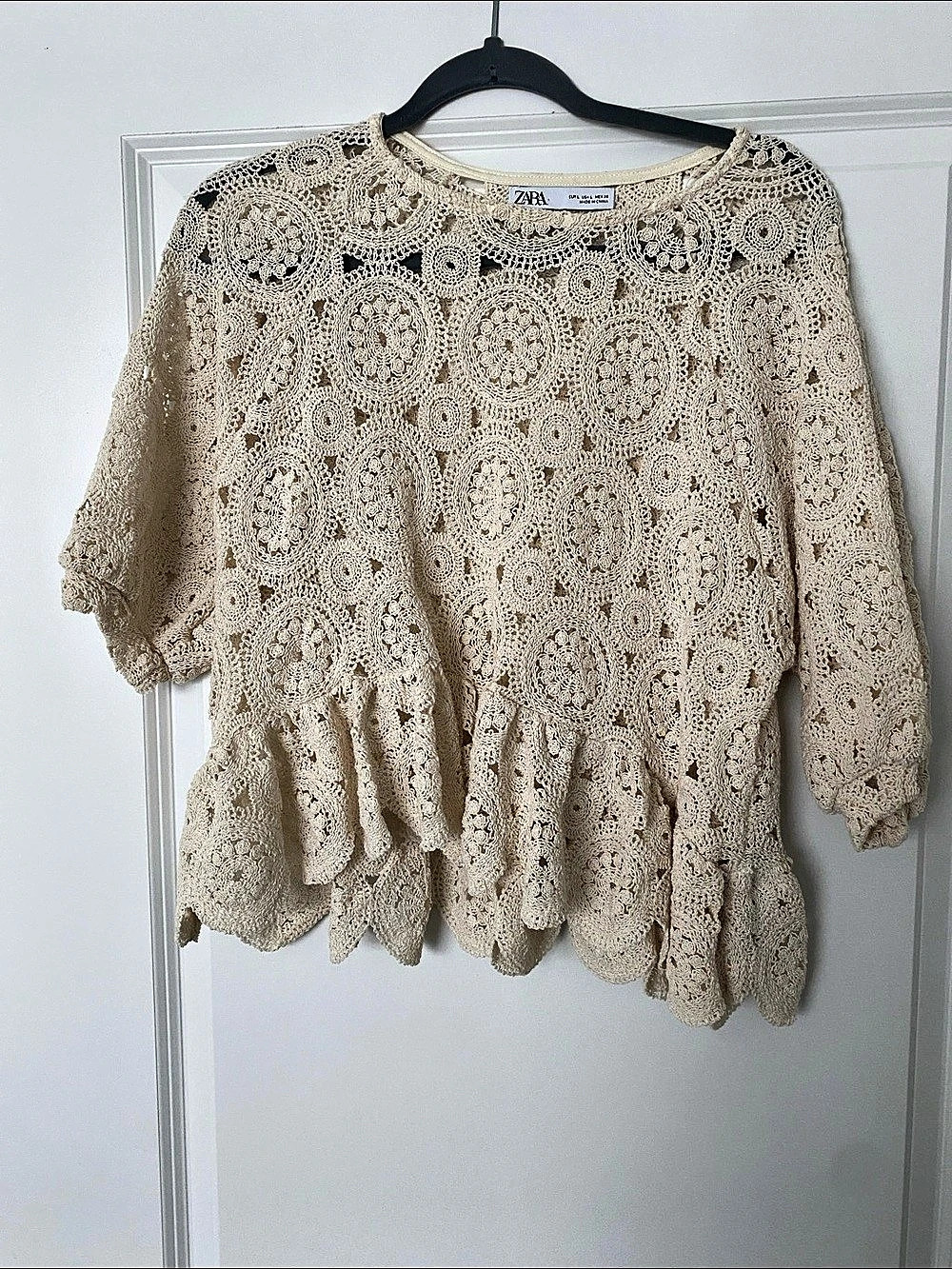 Zara Crochet Short Sleeve Top in Ecru Size L